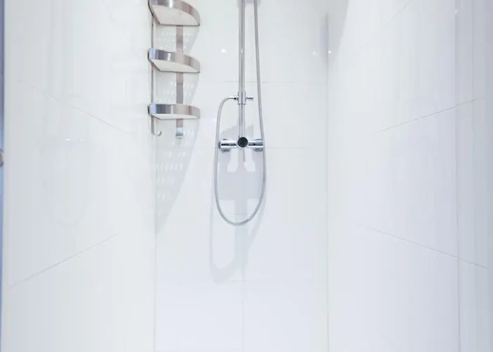 Serviced Neuwaldegg Apartment Vienna